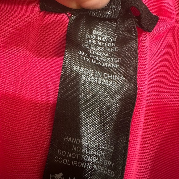 h:ours Lambert Mini Bodycon Dress in Hot Pink size XS - Picture 9 of 9